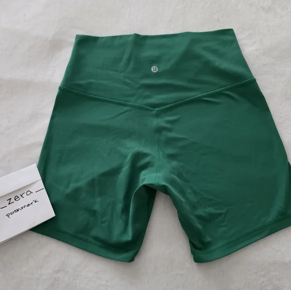 Lululemon Align Shorts Raceway Green Size 8 Medium - Picture 2 of 5